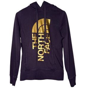 The North Face Dark Purple Hoodie Gold Logo Athleisure Cozy Women's Hoodie Sz XS